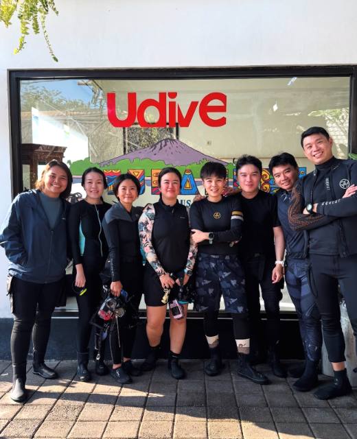 UDive Bali divers group photo in front of the shop